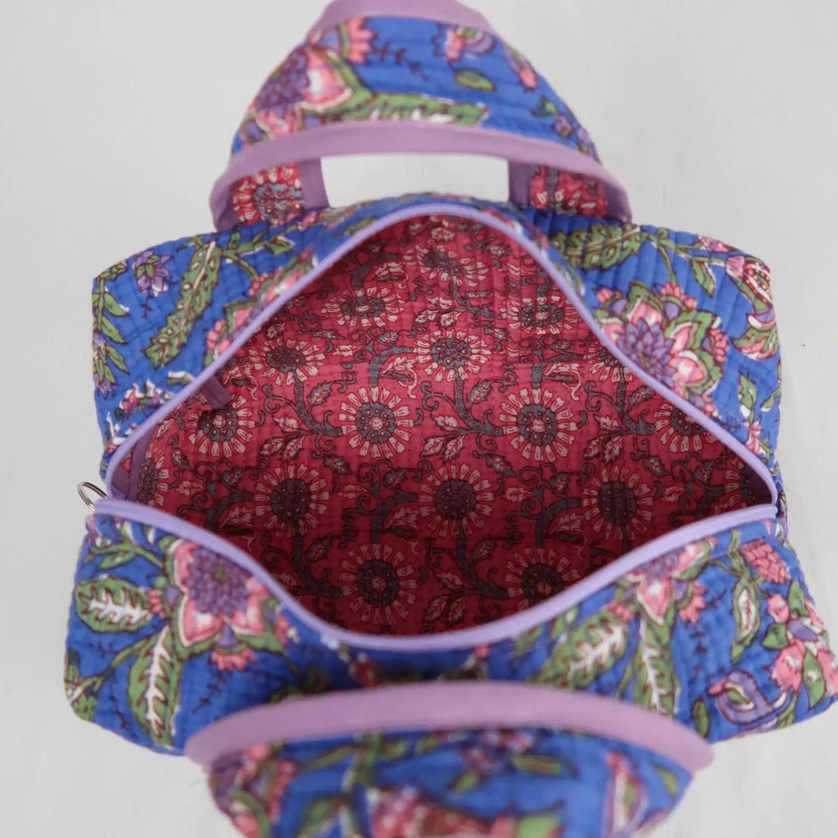Grande trousse de toilette PONDICHERY avec fermeture zippée violet 