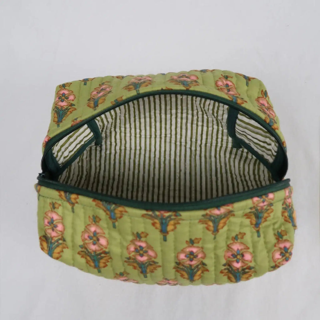 Moyenne trousse de toilette DUBLIN avec fermeture zippée vert foncé  