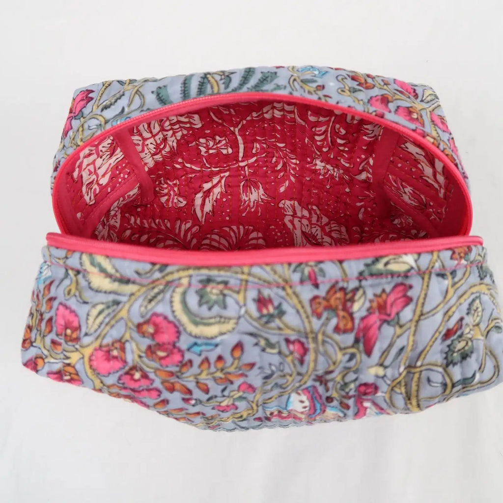 Moyenne trousse de toilette MAHÉ avec fermeture zippée fuchsia   