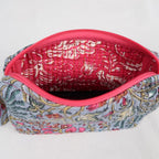 Petite trousse de toilette MAHÉ avec fermeture zippée fuchsia