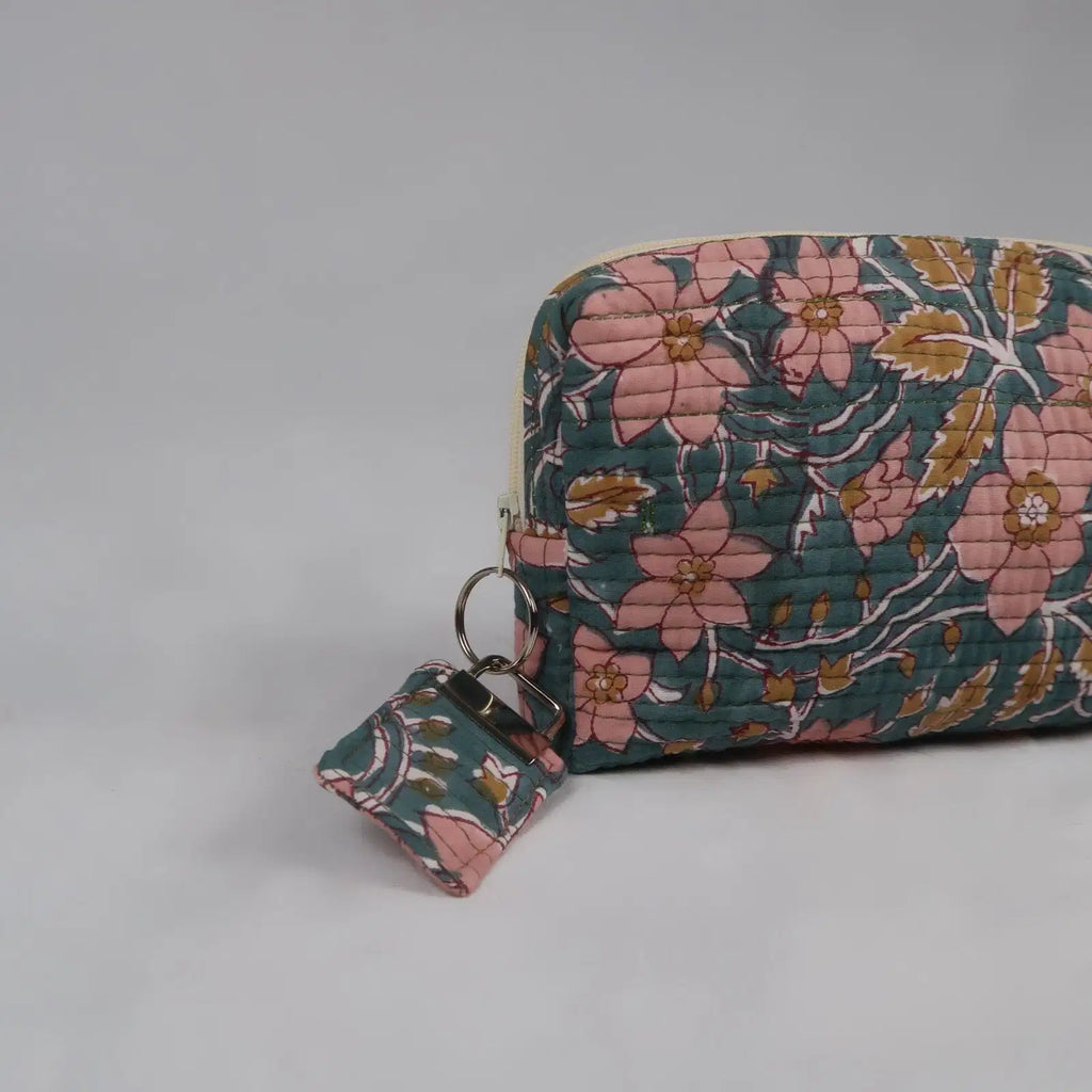 Petite trousse de toilette PARIS avec fermeture zippée beige