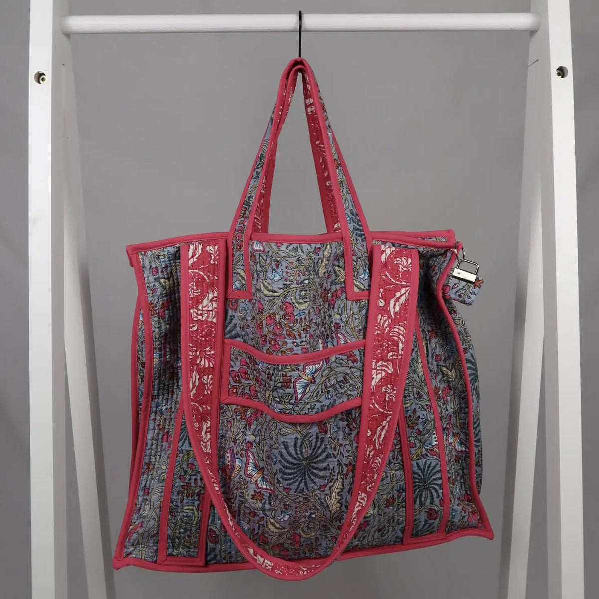 Sac MAHÉ avec fermeture zippée fuchsia 