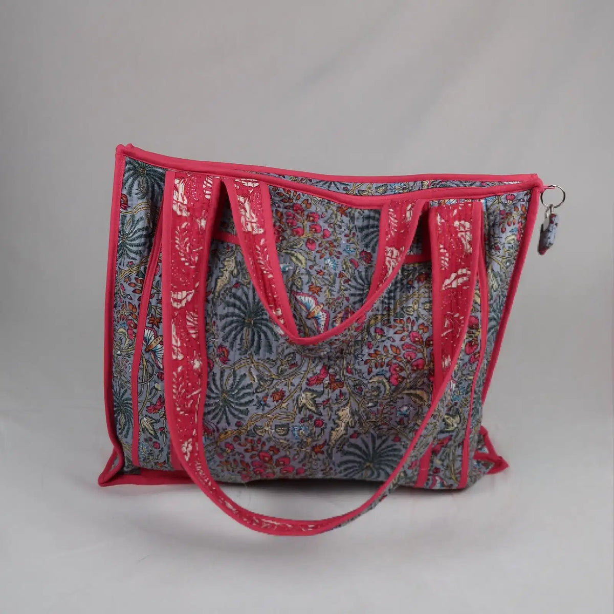 Sac MAHÉ avec fermeture zippée fuchsia 